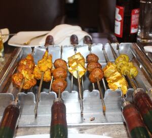 Charcoal Grill Photos Pictures Of Charcoal Grill Park Circus Area Kolkata